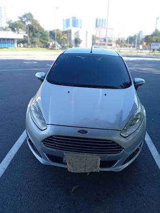 FORD FIESTA 1.6 SE HATCH 16V FLEX 4P MANUAL FORD FIESTA 1.6 SE HATCH 16V FLEX 4P MANUAL